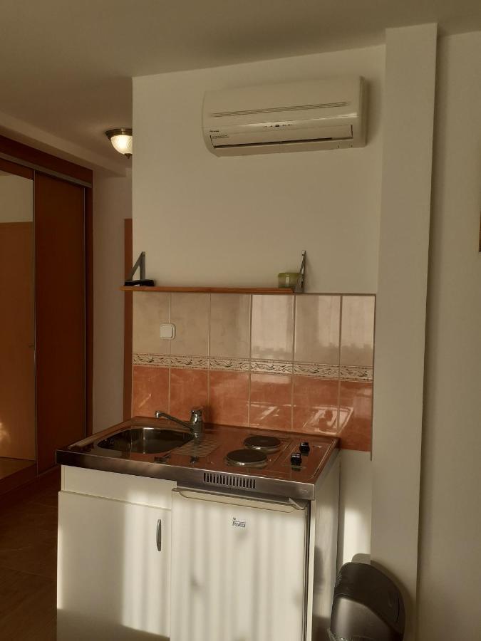 Pacsirta Vendeghaz Hotel Egerszalók Buitenkant foto