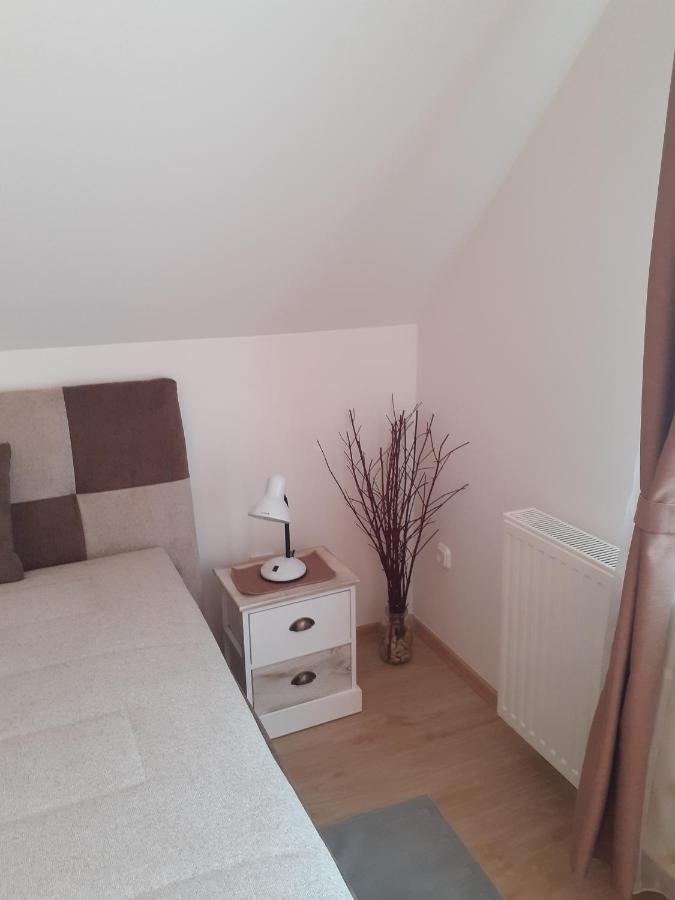 Pacsirta Vendeghaz Hotel Egerszalók Buitenkant foto
