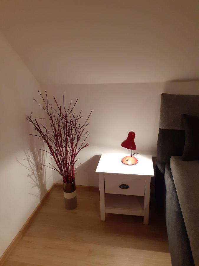 Pacsirta Vendeghaz Hotel Egerszalók Buitenkant foto
